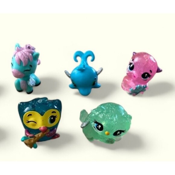 Hatchimals CollEGGtibles Mini Animal Figures Set of 12 With Carton - Picture 5 of 5